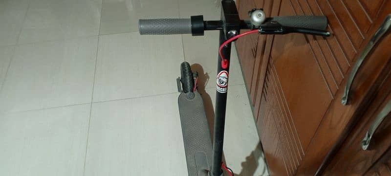 Electrical Scooty (no battery) 5