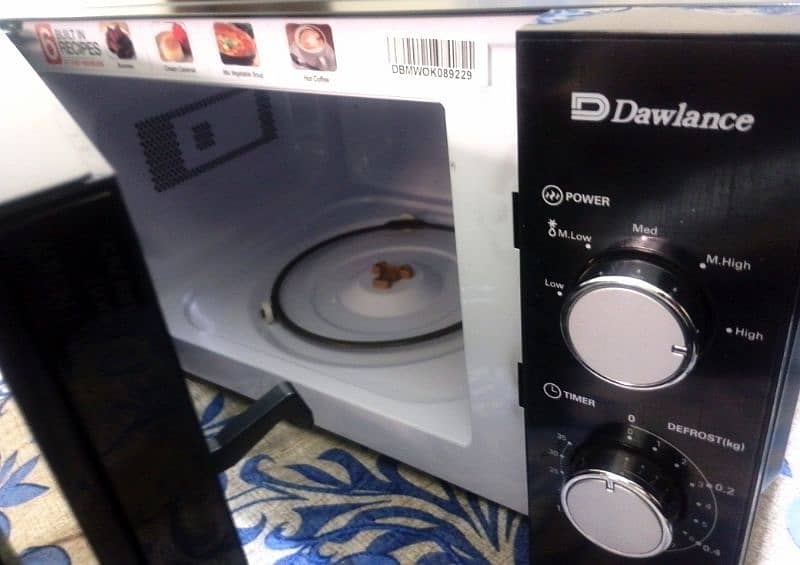 Dawlance Microwave oven DW-MD10 20LTR 1