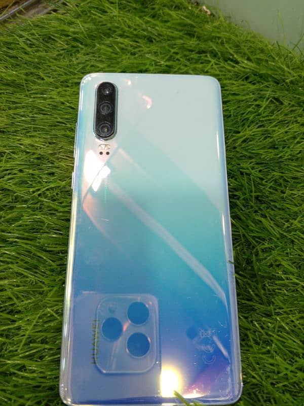 Huawei P30 8/128 in good condition 0