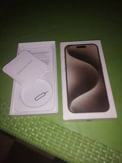 Iphone15 pro max box