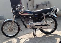 Honda 125 2015 black color 9/10