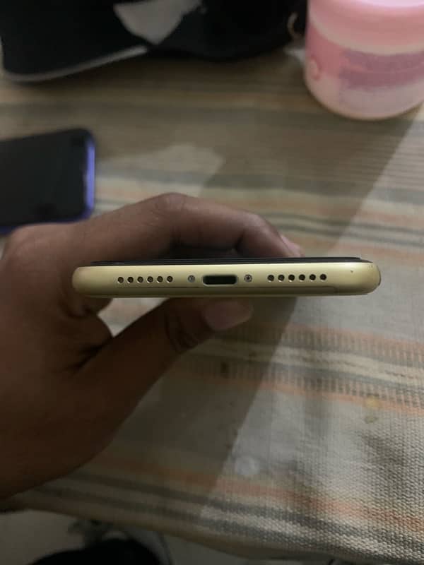 iphone xr 64gb non pta factory unlocked 6