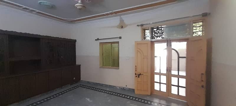 6 Marla Single Story House Available For Sale In Gulshan-e-Iqbal 3