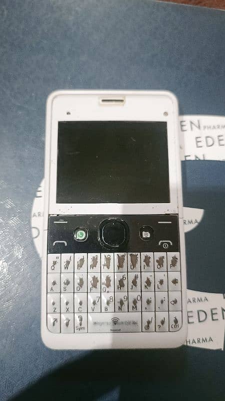 nokia aasha 210 , 9