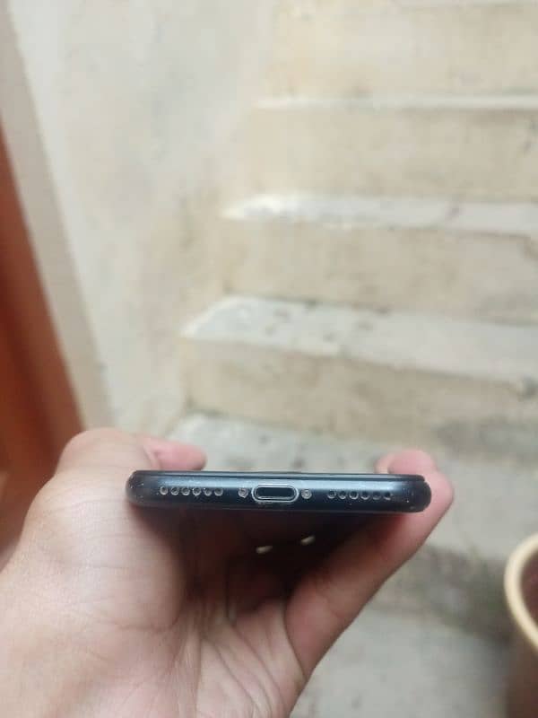 i phone se 2020 jv 64 Non pta back crack normal board issue 4