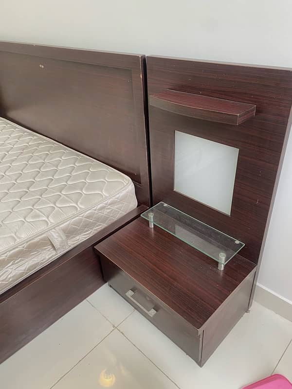 Wood Bed with 2 side tables 2