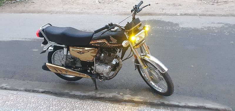 Honda CG 125 Glod Special Edition 0