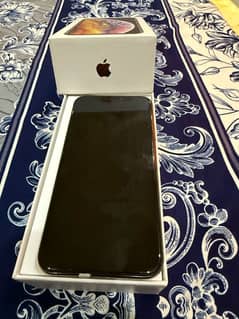 iphone xs  pta