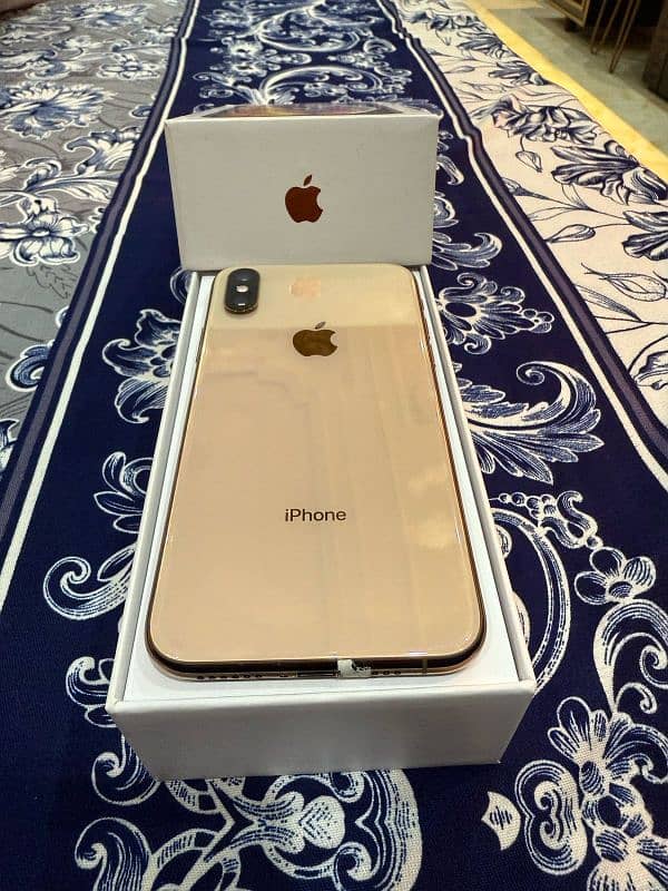 iphone xs  pta 1