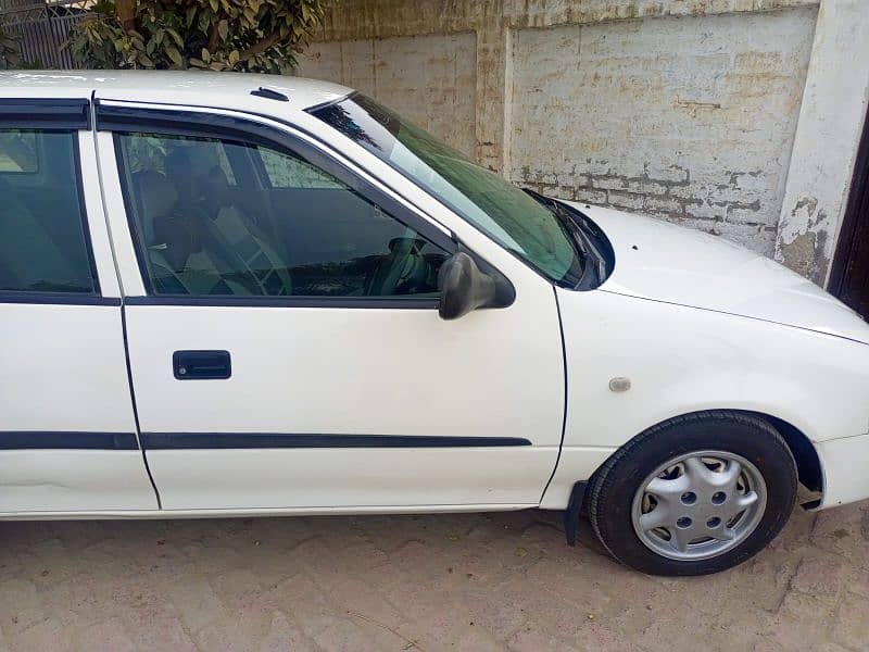 Suzuki Cultus VX 2013 4