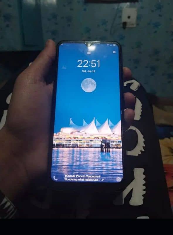 vivo y19 storge 8 /256 pta aproved   ok hai. sab 3