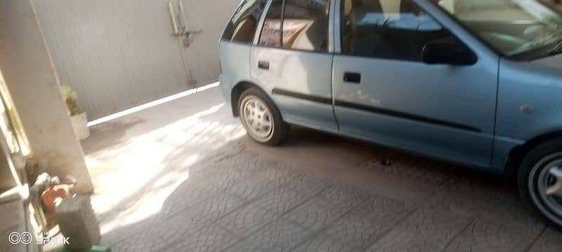 Suzuki Cultus 2000 2