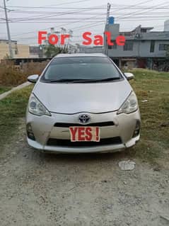 Toyota aqua 14/17 urgent sale