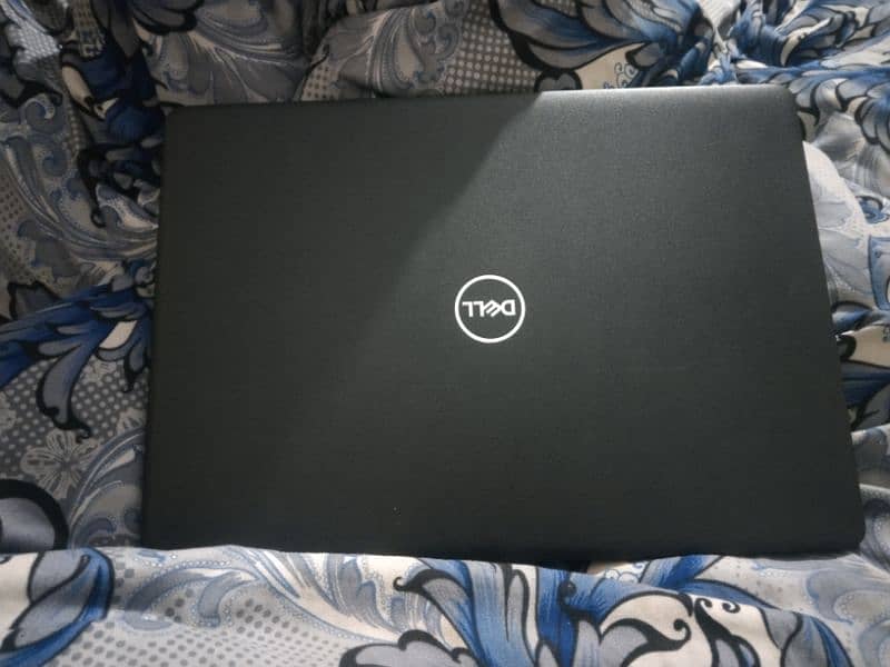 Dell laptop 3