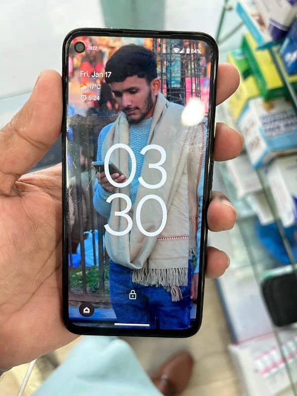 Google pixel 4a 6/128 condition 10/9.5 contact me 0325-8688071 2