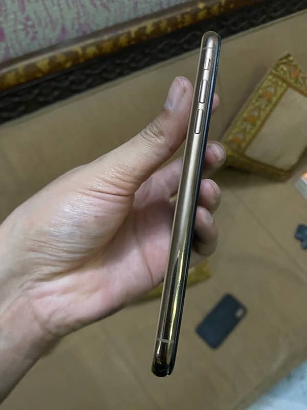 iphone Xs 64GB Non PTA 1