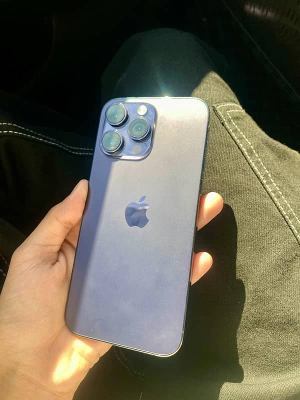 iPhone 14 pro max deep purple 0