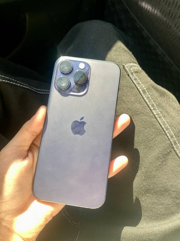 iPhone 14 pro max deep purple 2