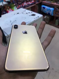 I phone Xs Max 64 GB Gold PTA Approved