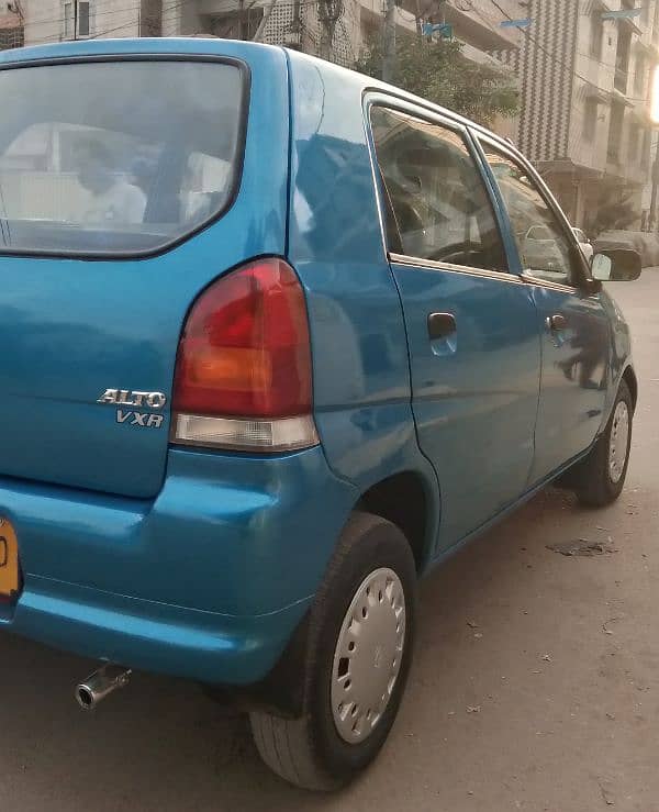 Suzuki Alto 2000 9