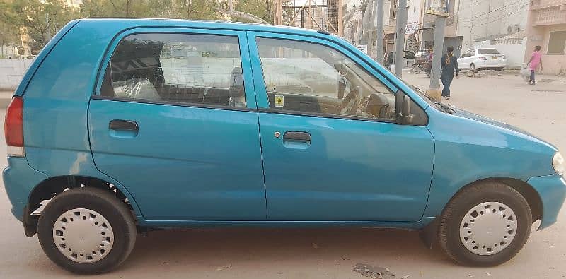 Suzuki Alto 2000 11