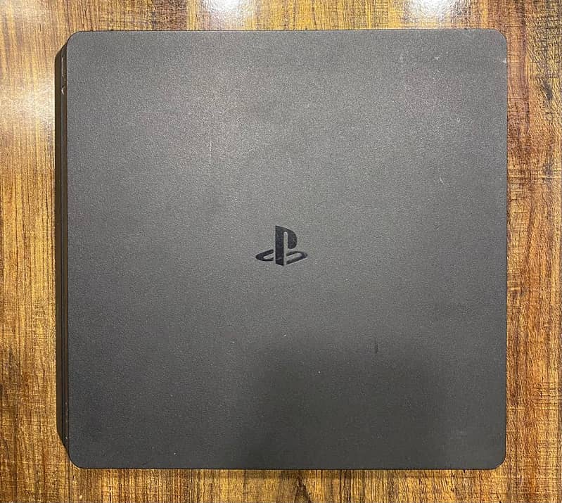 PS4 Slim 500GB - Excellent Condition For Sale 2