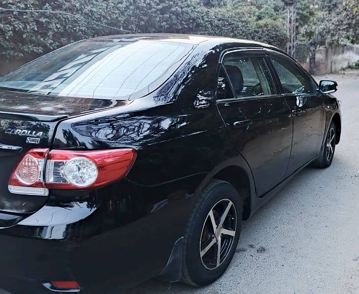 Toyota Corolla XLI 2011 8