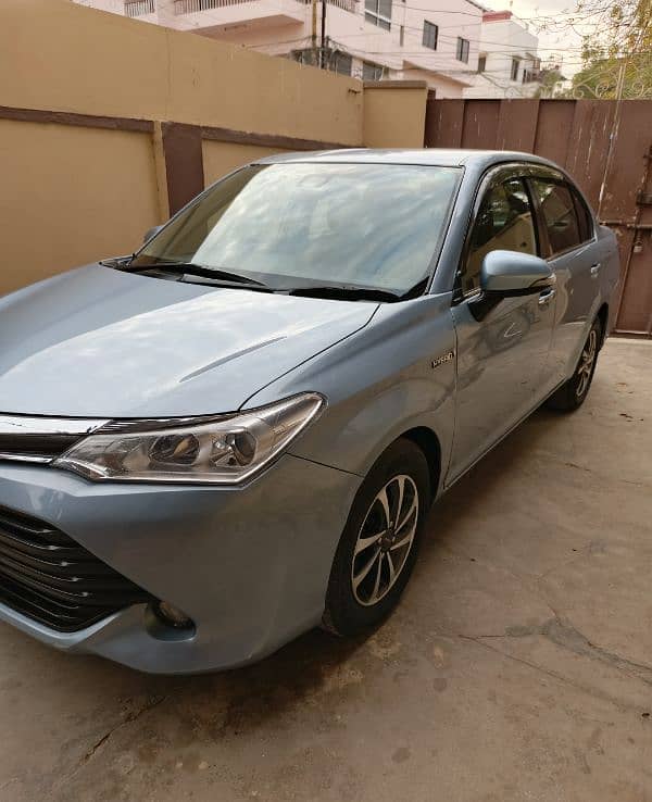 Toyota Corolla Axio 2015 model registration 2018 only serious buyers 1