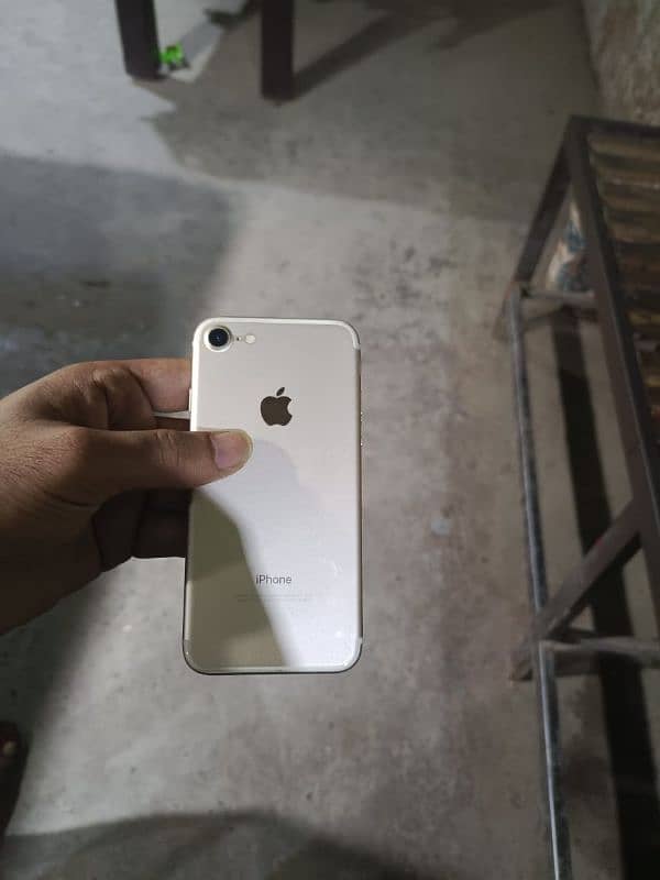 iPhone 7 (256Gb) Pta approved 1