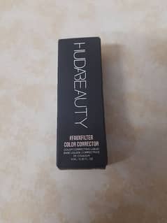 Huda Beauty Color Corrector