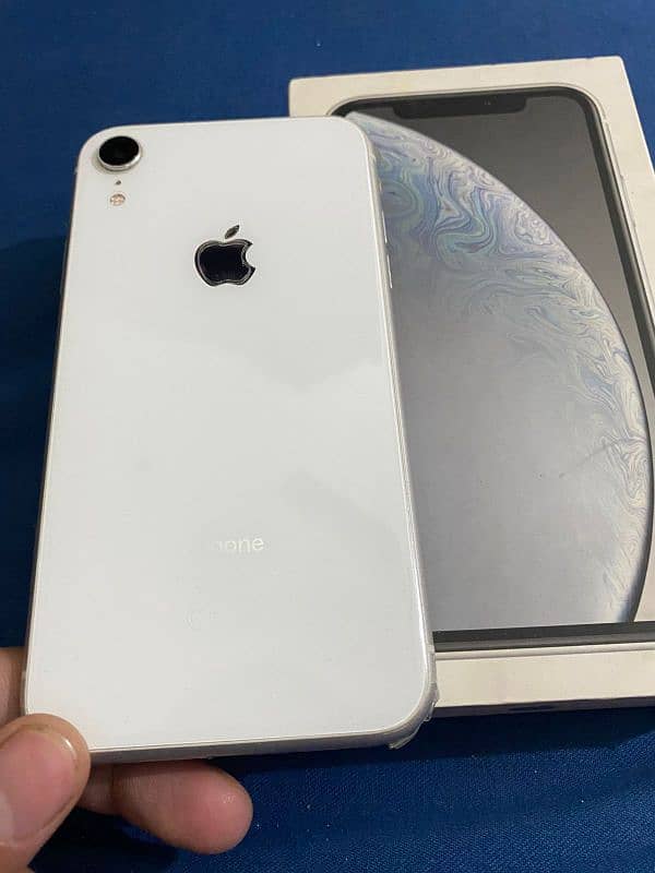 iphone xr 1