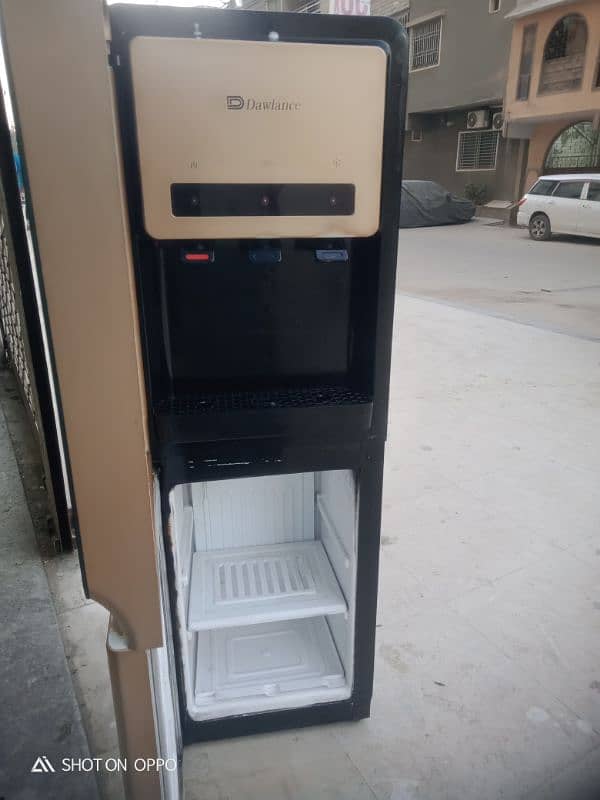 Dowlance water dispenser good condition 3