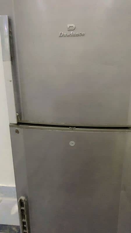 Dawlance fridge 2 doors 1