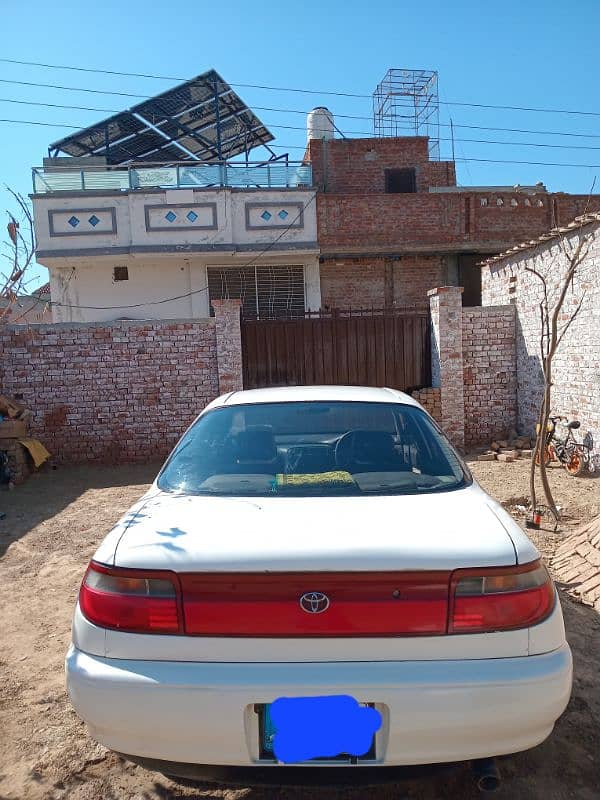 Toyota Carina 1993 4