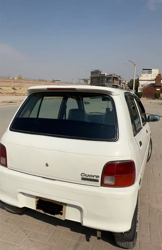 Daihatsu Cuore 2001 4