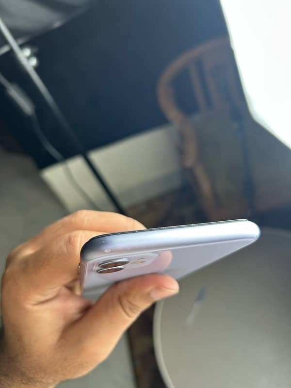 iphone 11 64gb jv 88% bh 5