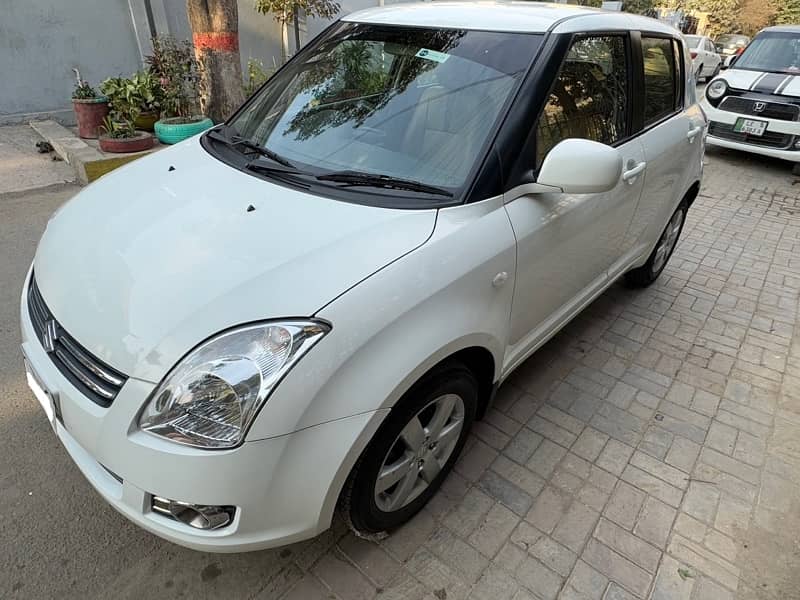 Suzuki Swift 2021 DLX Automatic 1.3 Navigation For Sale In Lahore 5