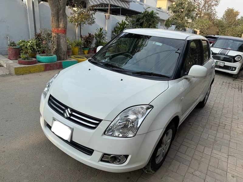 Suzuki Swift 2021 DLX Automatic 1.3 Navigation For Sale In Lahore 6