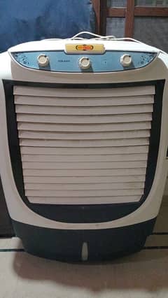 Airasia aircooler in good condition