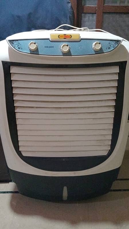 Airasia aircooler in good condition 0