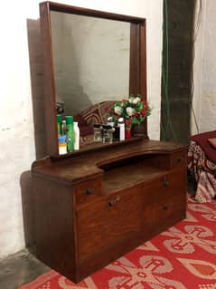 Wood stylish dressing table