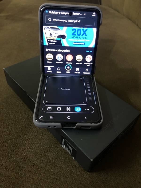 Samsung Z Flip 4 2