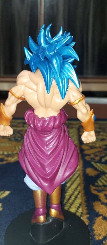 Dragon Ball Z (Broli Action Figure) 2