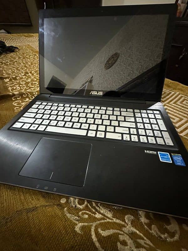 Laptop Asus 1