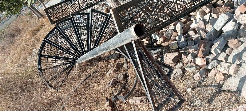 TWO FLOOR STEEL STAiRS 1