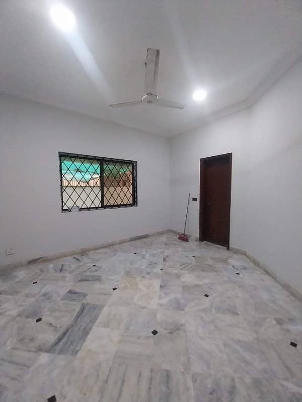 PORTIONS RENT 500 YARDS PORTION khy nishat comm facing 6