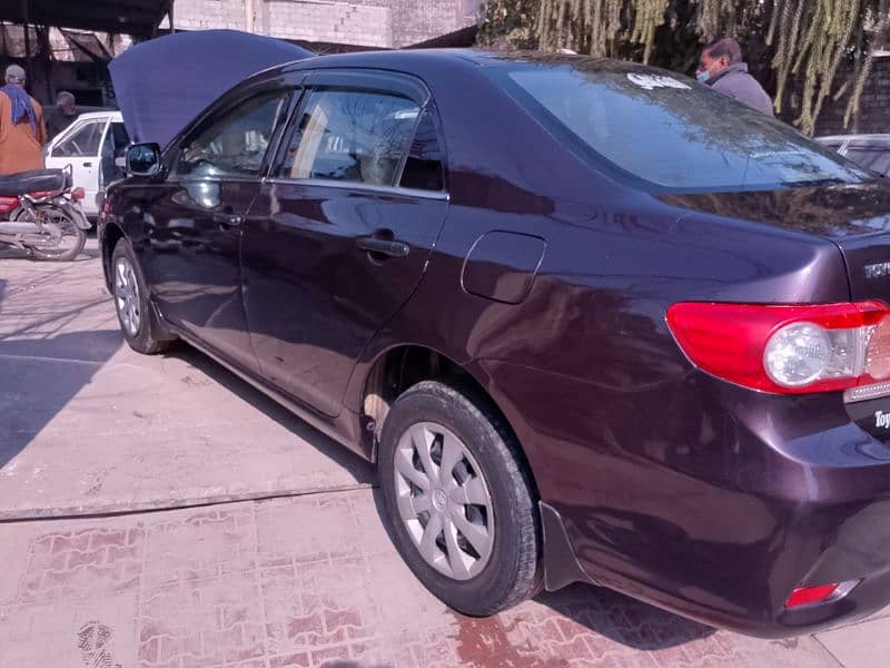 Toyota Corolla GLI 2012 13