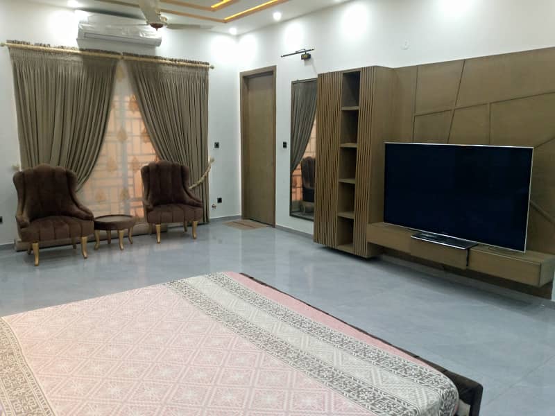 One kanal full furnished upper portion for rent in phase 3 bahria town Islamabad 5