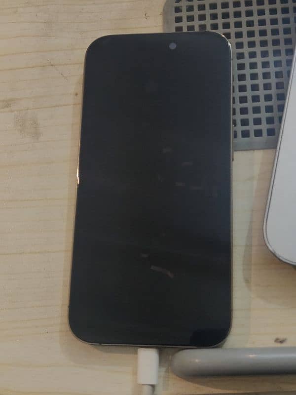 iphone 14 pro 1tb LLA Model 0