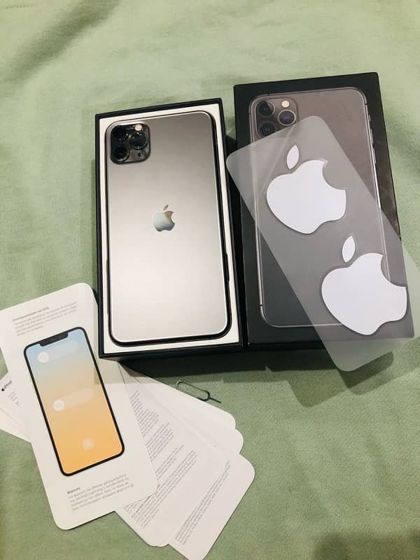 Iphone 11 pro max 256 PTA Approved 1